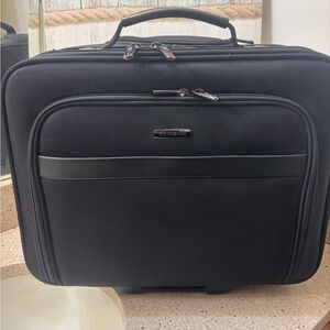 Samsonite Classic Black Briefcase
